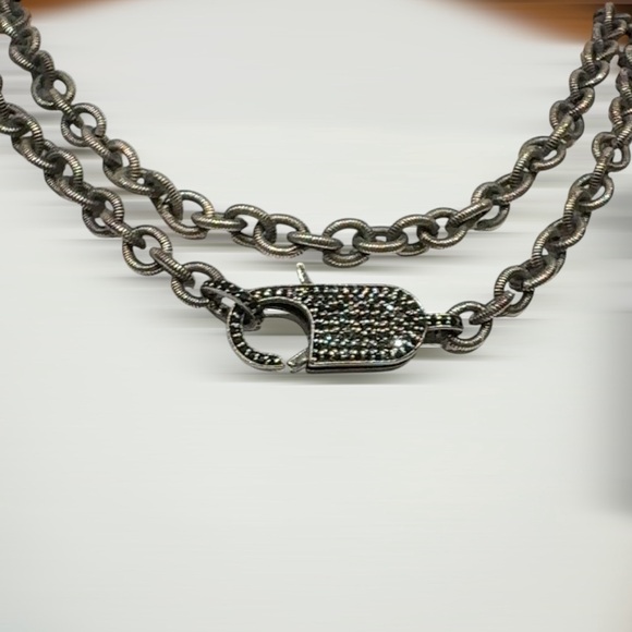 Jewelry - Textured Gunmetal Chain Necklace with Padlock Clasp